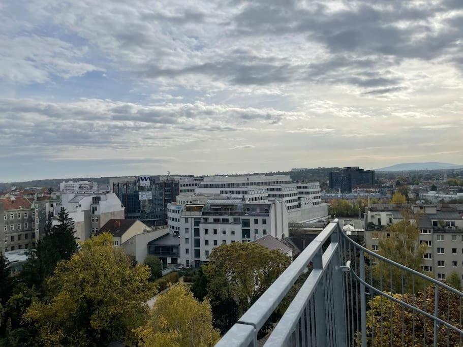 Ferienwohnung Rooftop Terrace- Panoramablick Ueber Wien Exterior foto