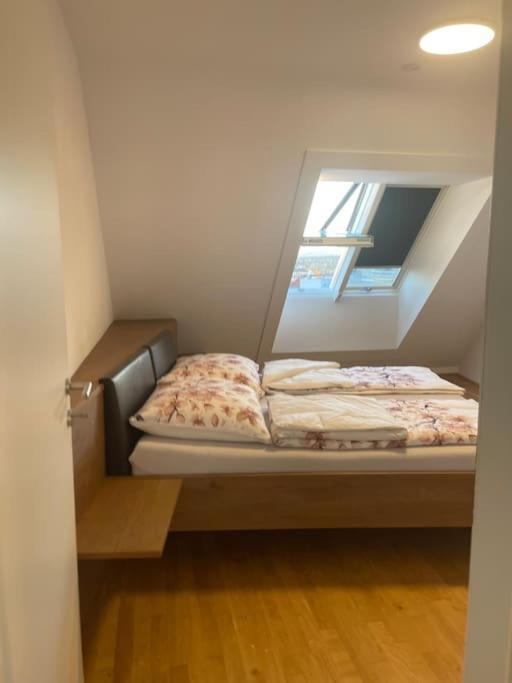 Ferienwohnung Rooftop Terrace- Panoramablick Ueber Wien Exterior foto